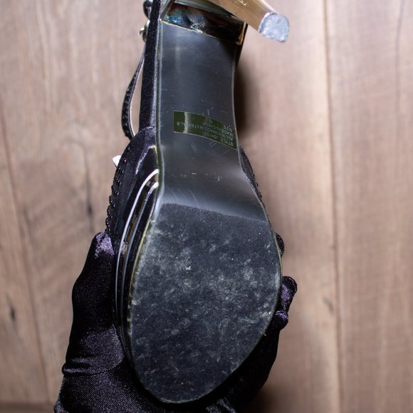 Black and Gold Platform Stilletos - Picture 5 of 6